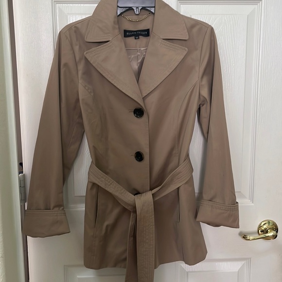 Ellen Tracy Jackets & Blazers - New Ellen Tracy trench coat